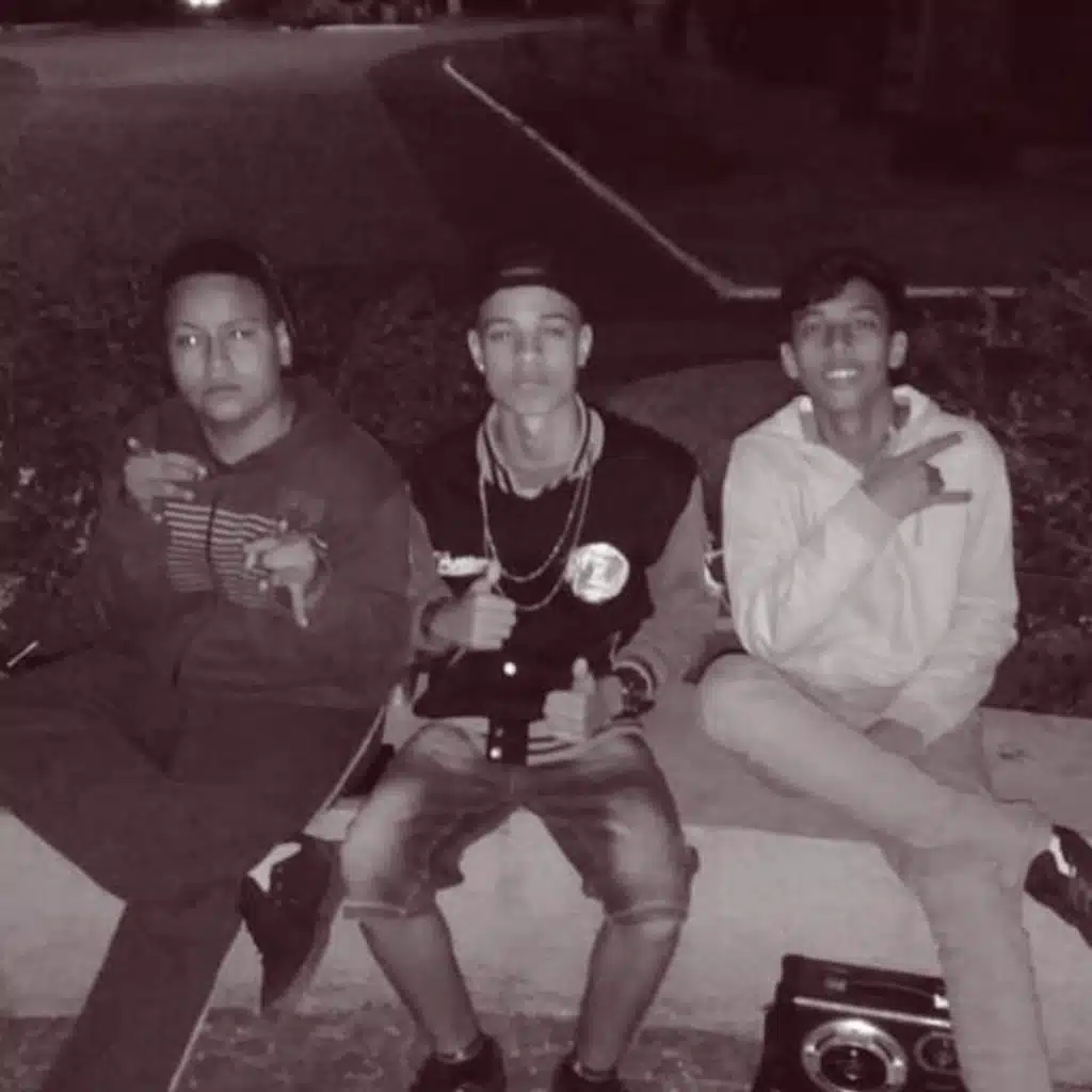 header-image