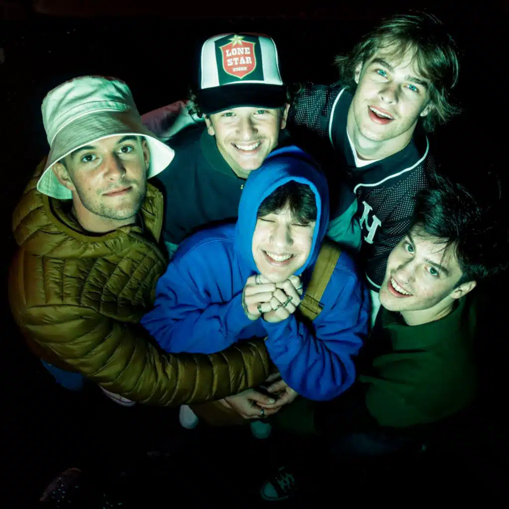 header-image