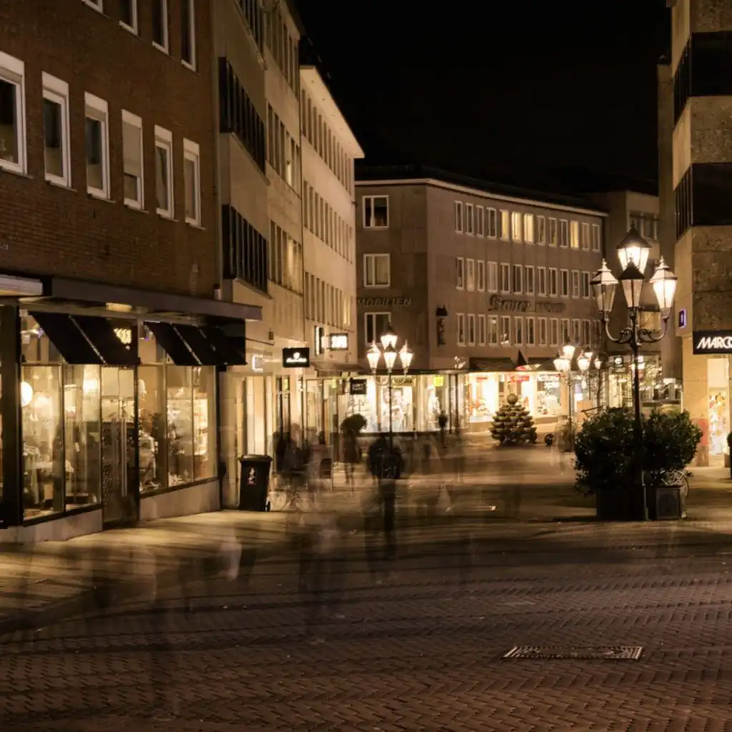 header-image