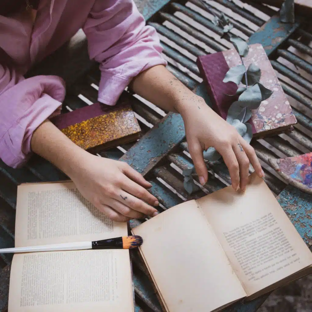 artist-header-image
