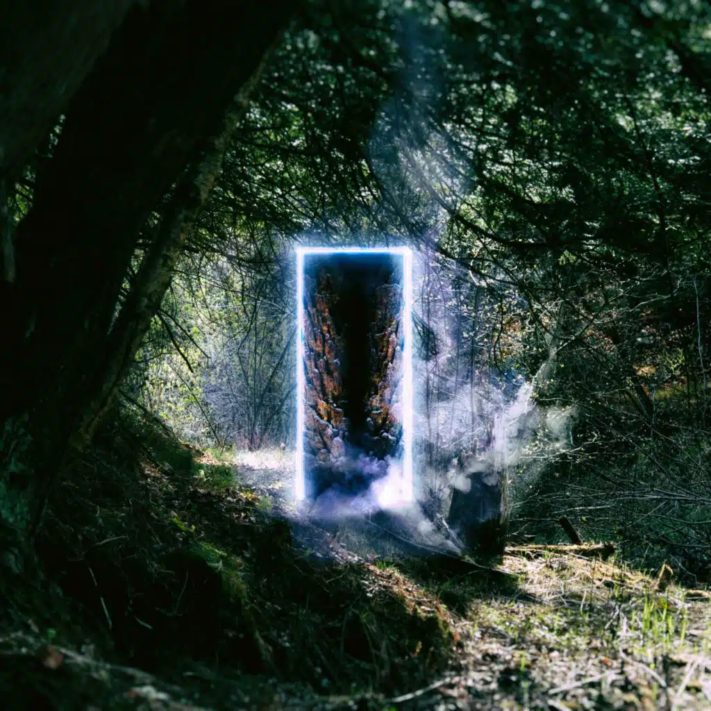 header-image