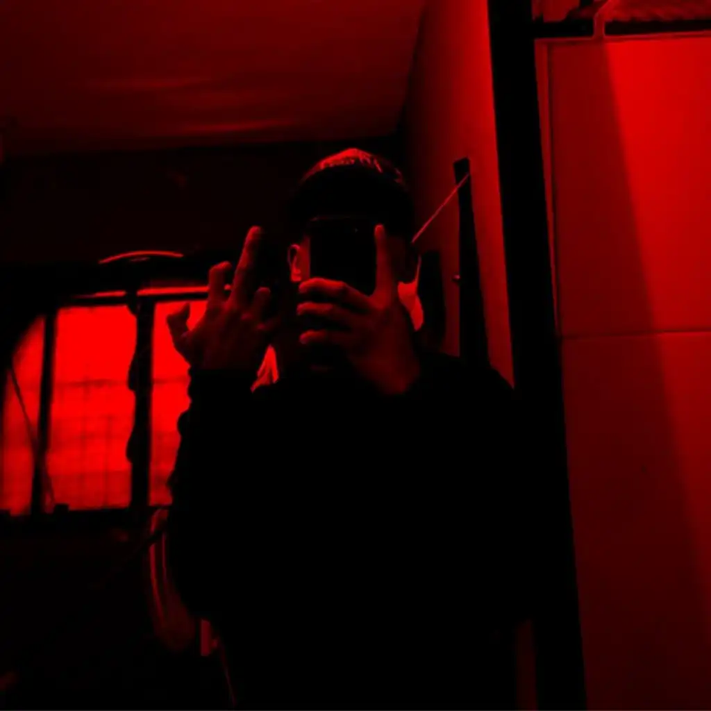 artist-header-image