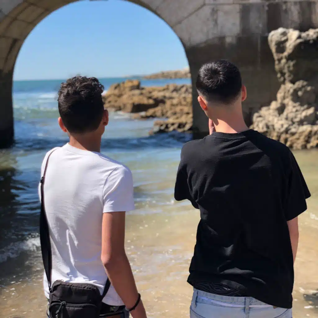 header-image
