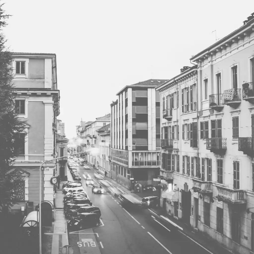 header-image