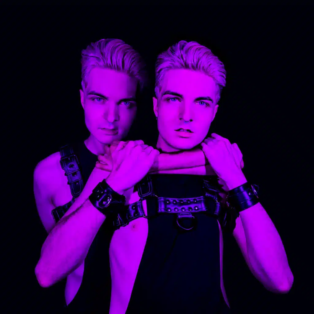artist-header-image