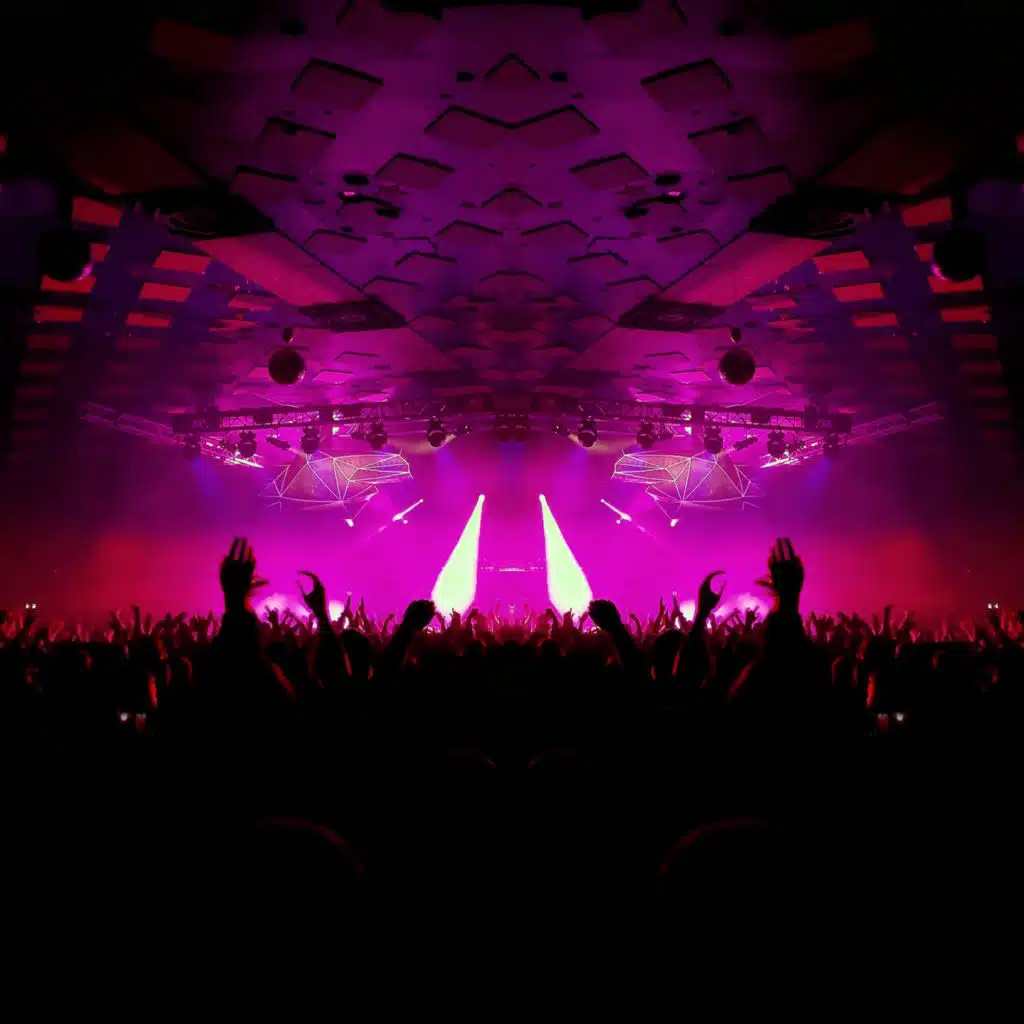 artist-header-image