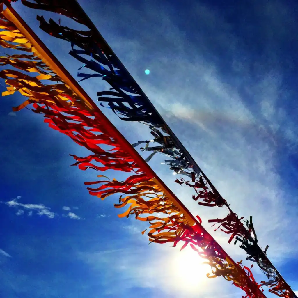 artist-header-image