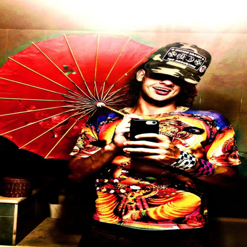artist-header-image