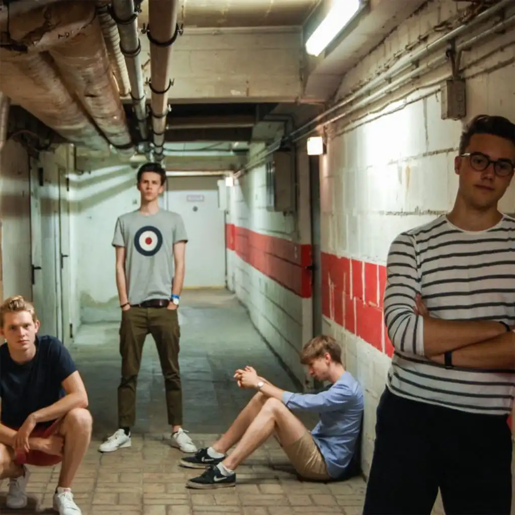 header-image