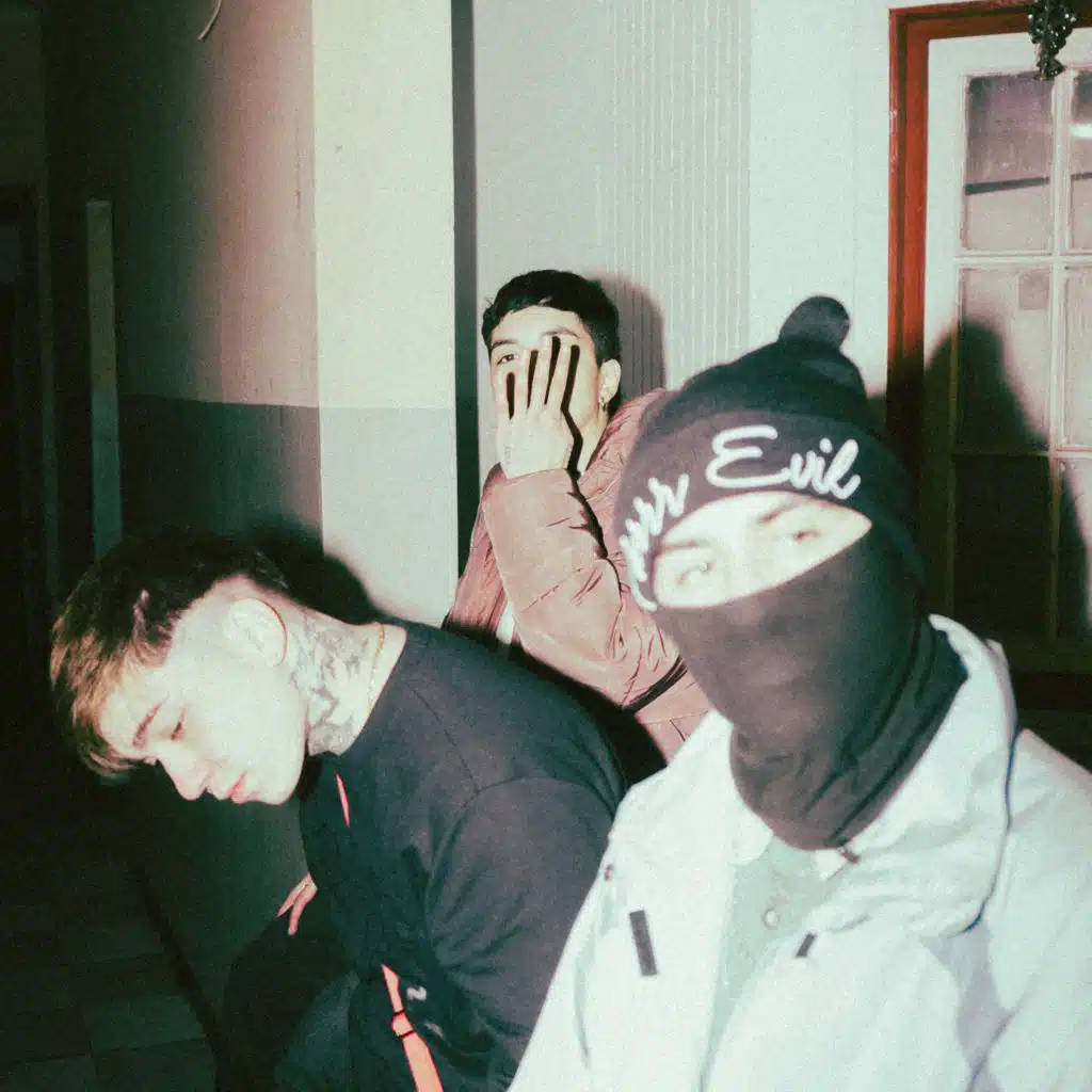 header-image