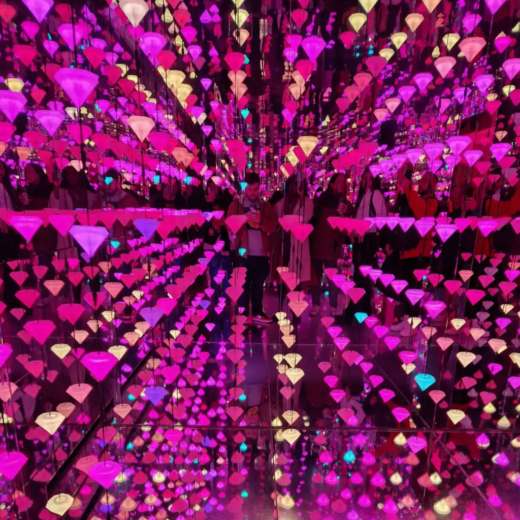 artist-header-image