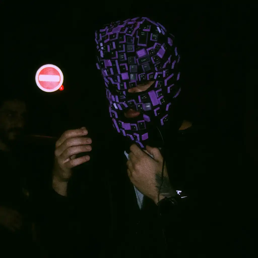 artist-header-image