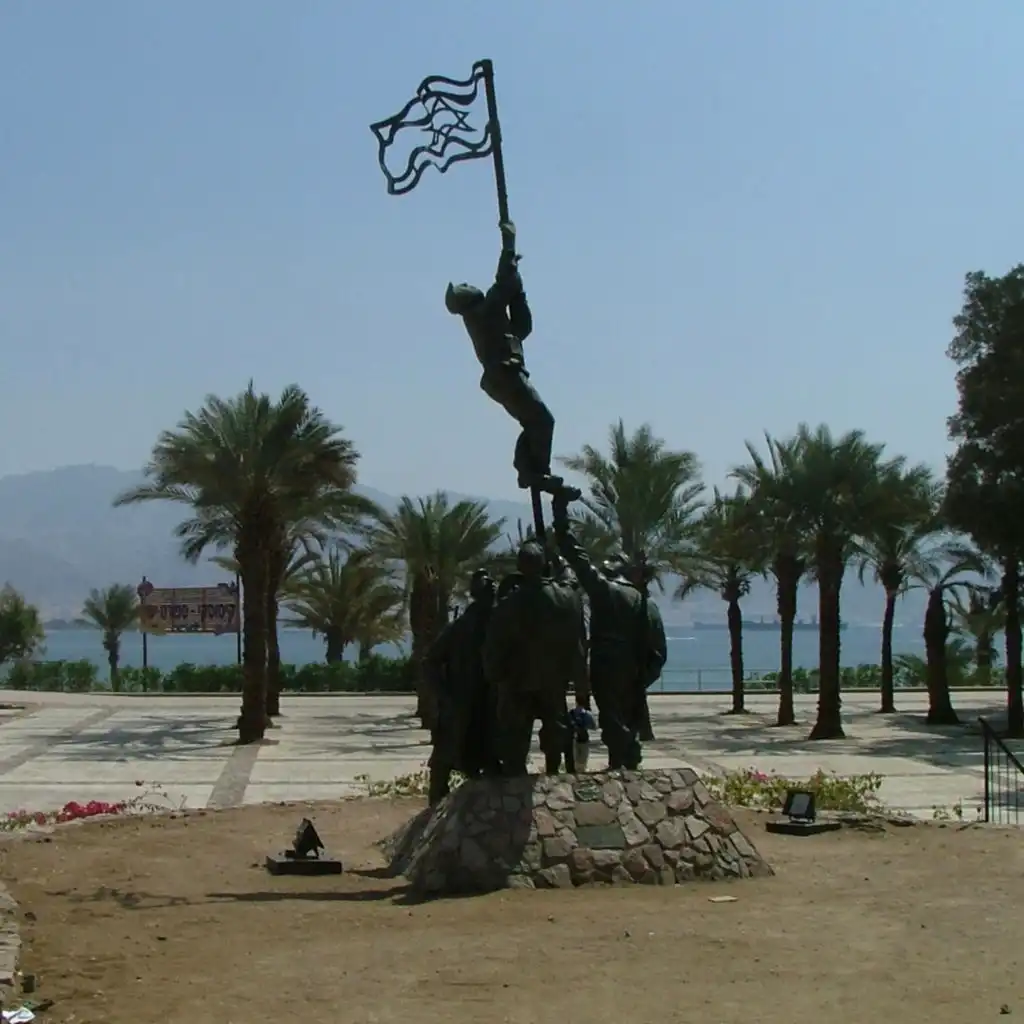 header-image