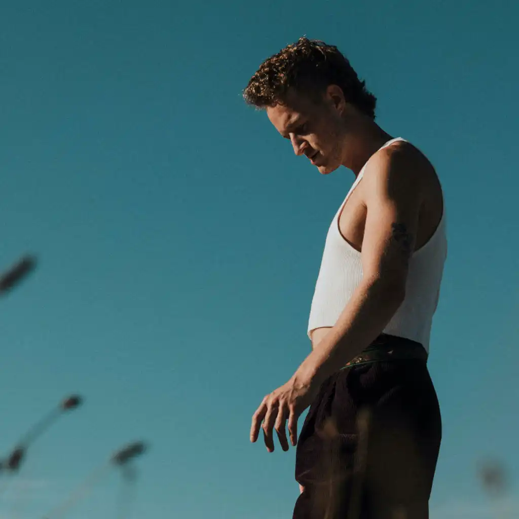 header-image