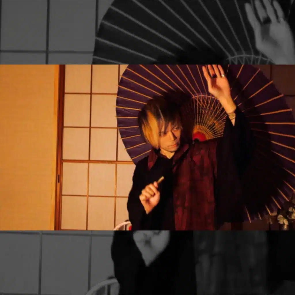 header-image