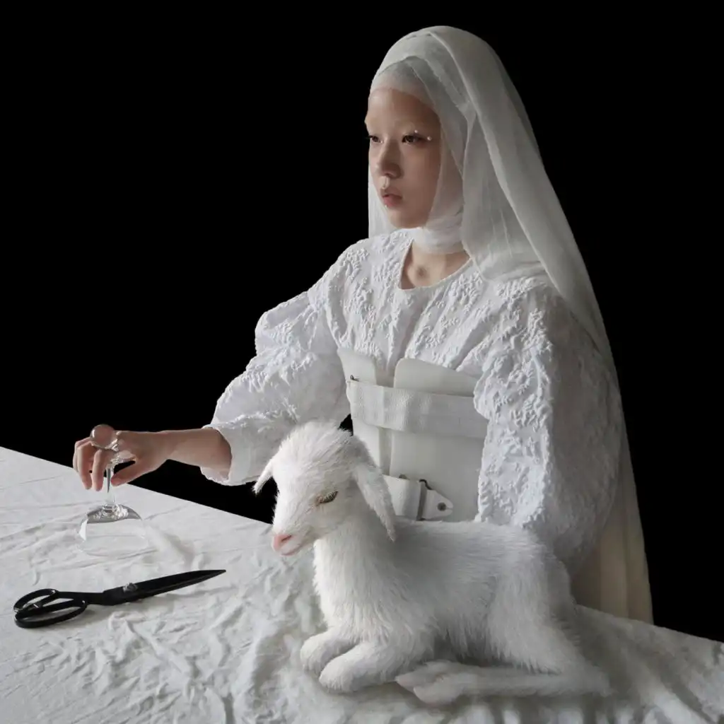 artist-header-image