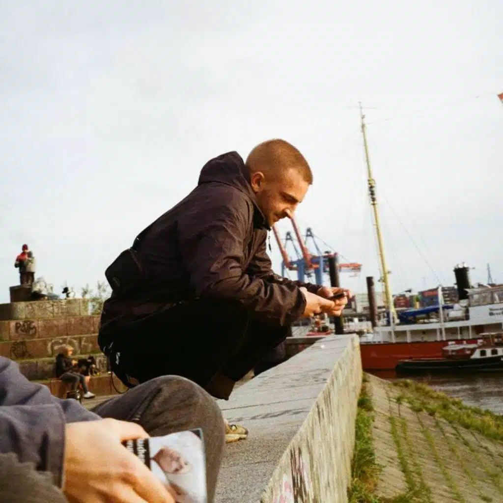header-image