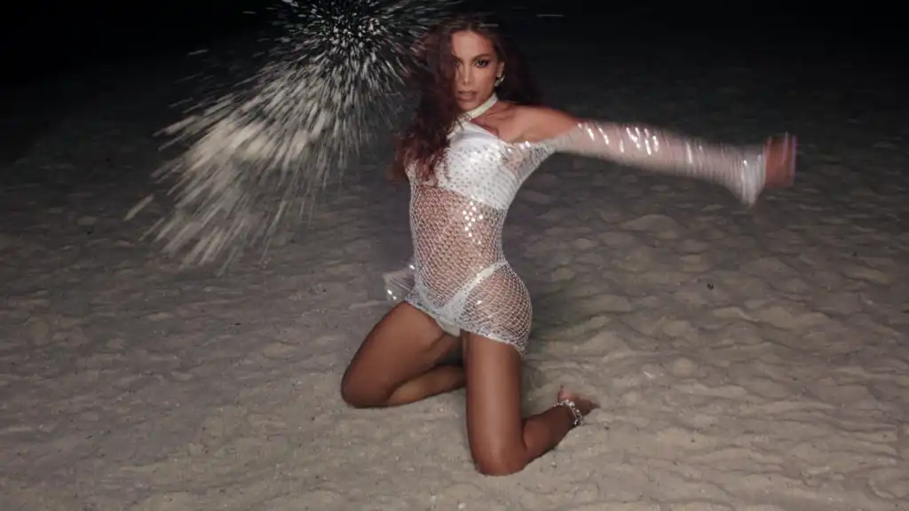 ANITTA “Joga Pra Lua” the new single (Watch the video)