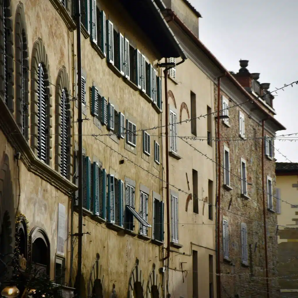 header-image