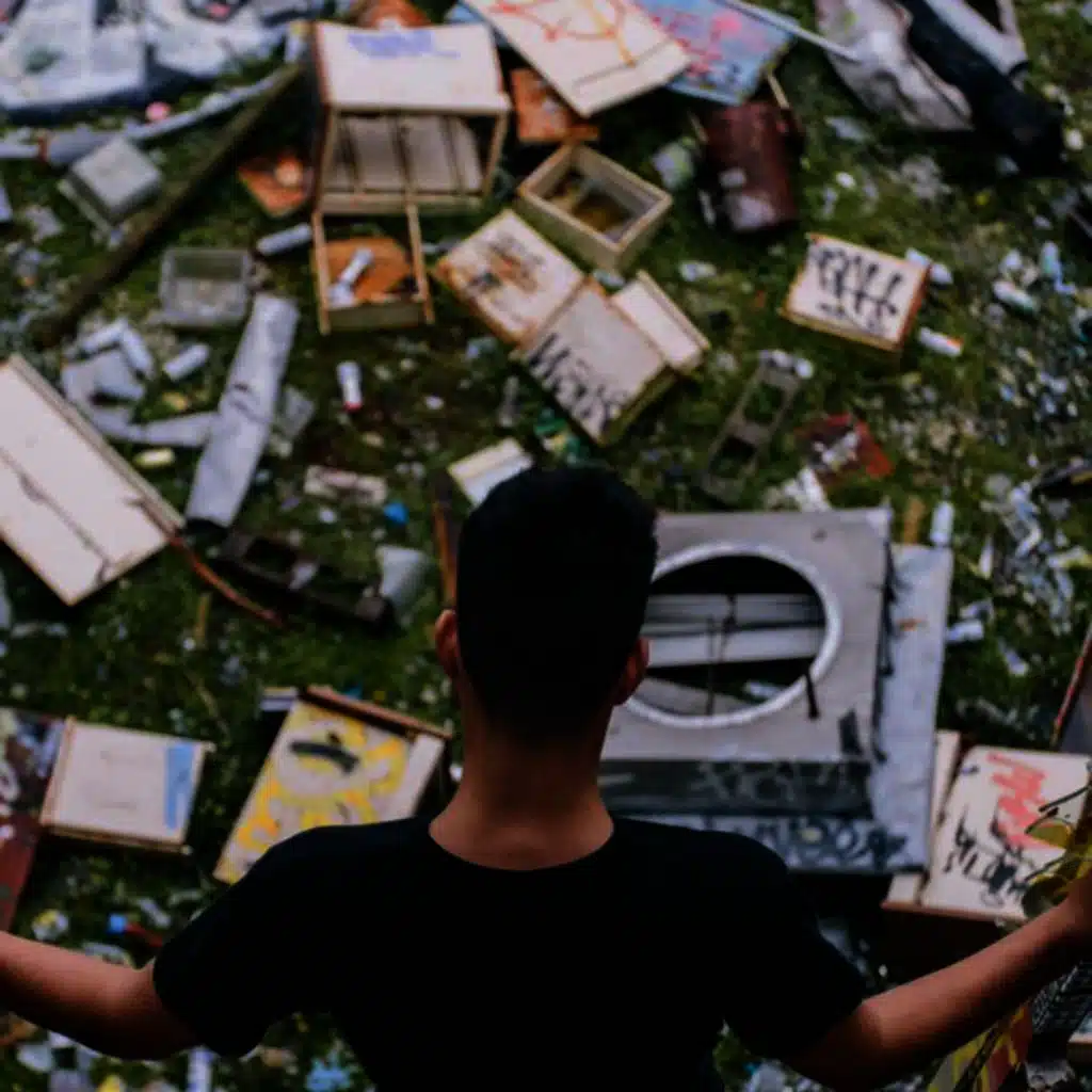 artist-header-image