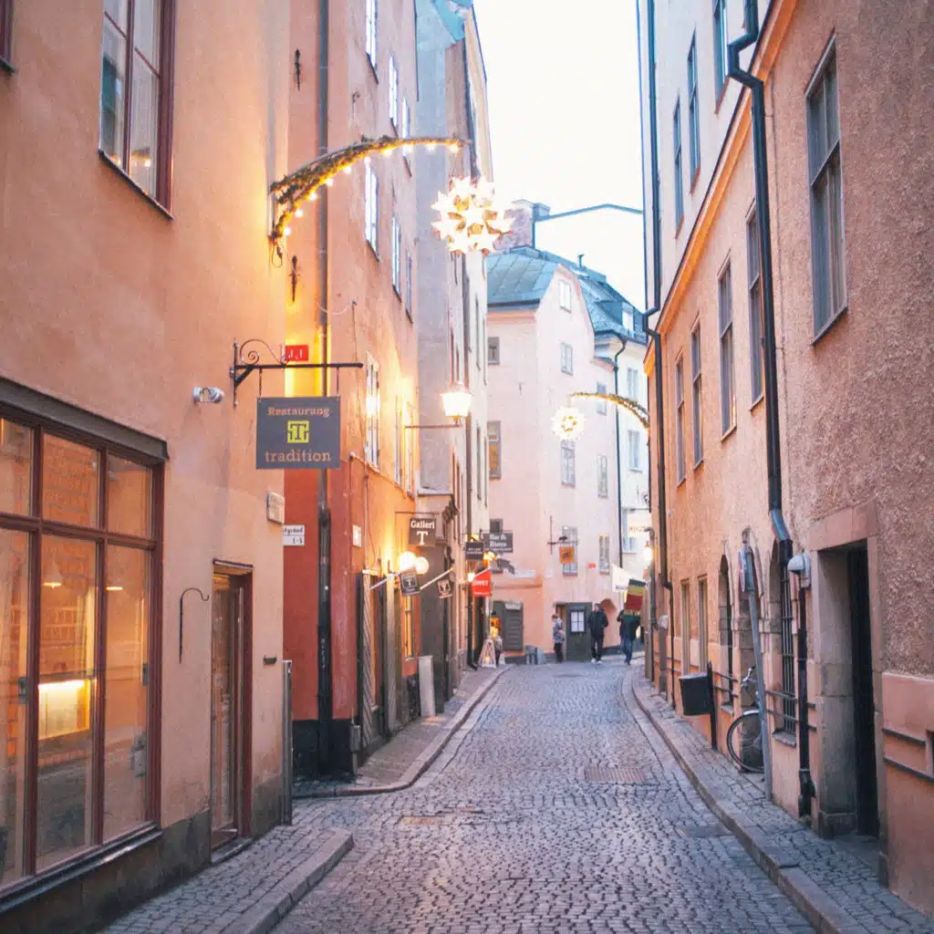 header-image