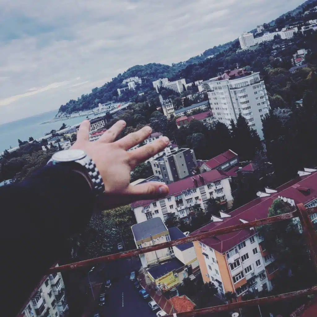header-image