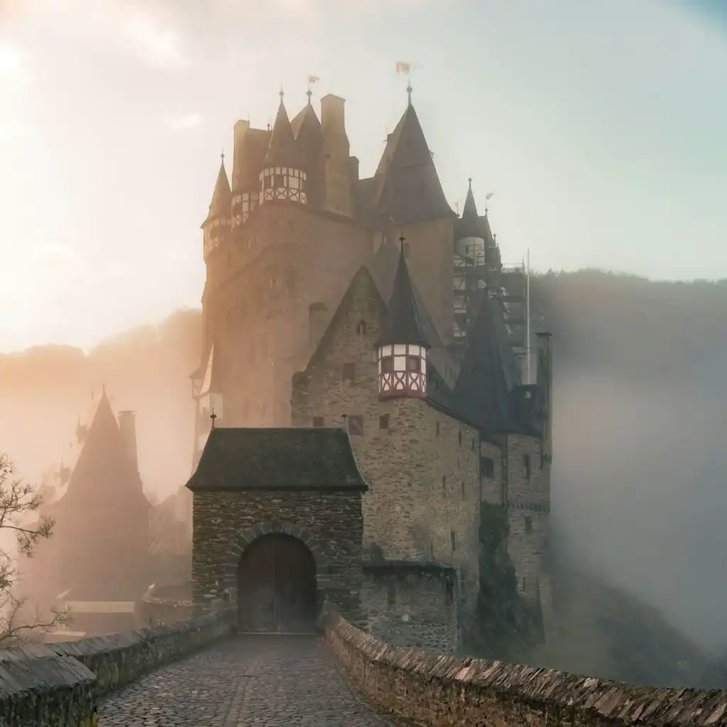 header-image