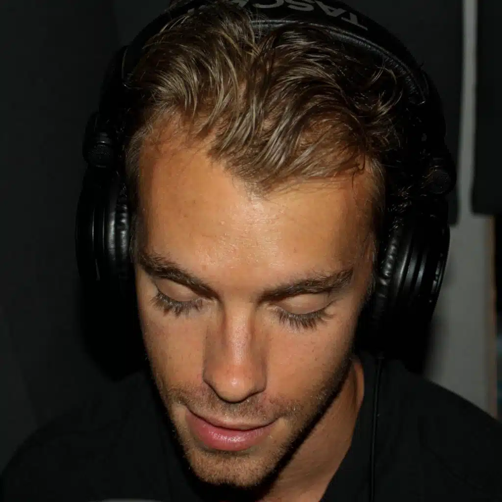header-image