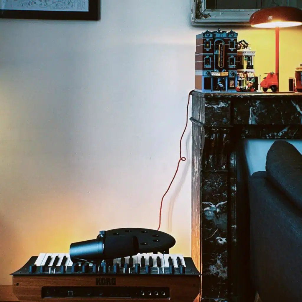 header-image