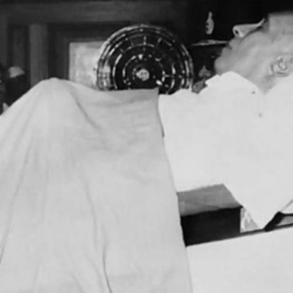 episode-header-image