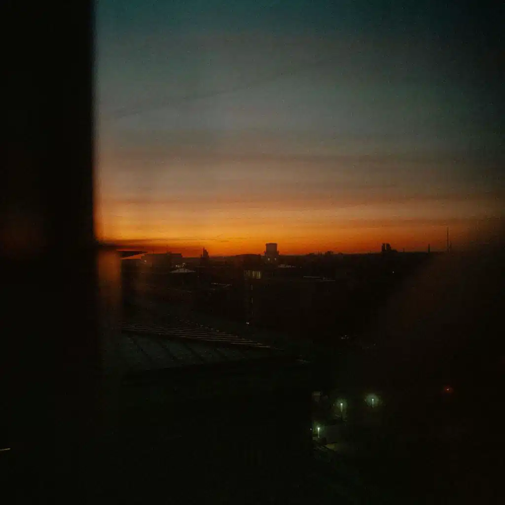 header-image