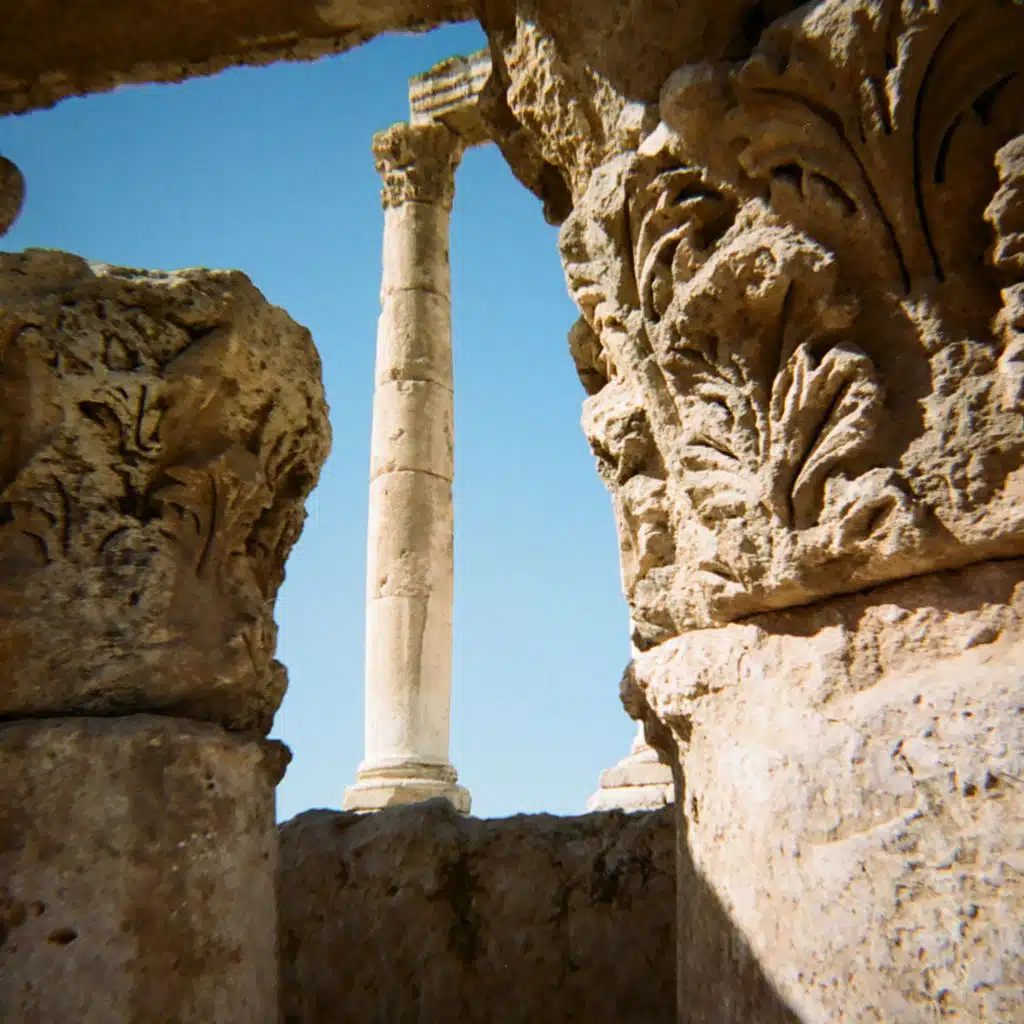 header-image