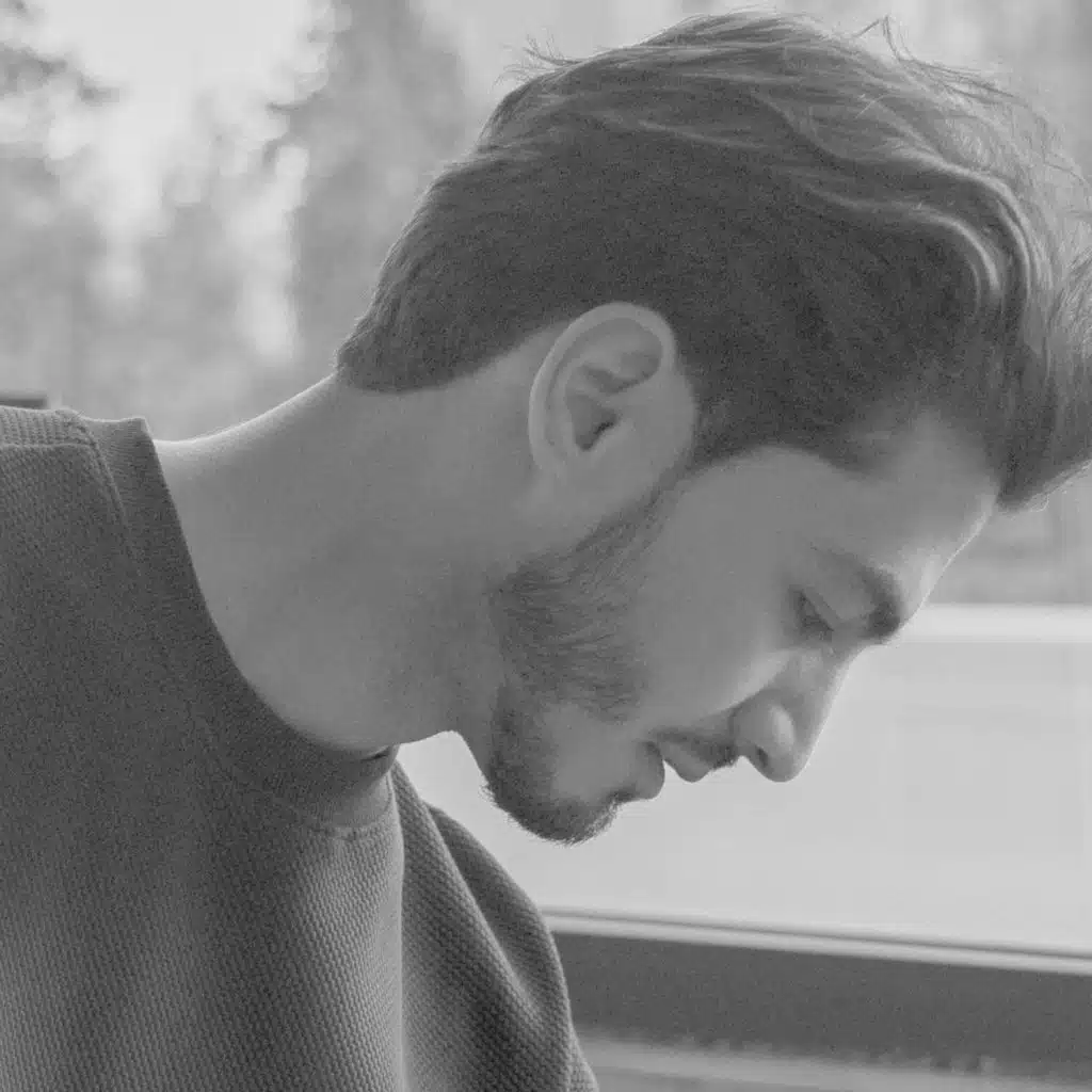 header-image