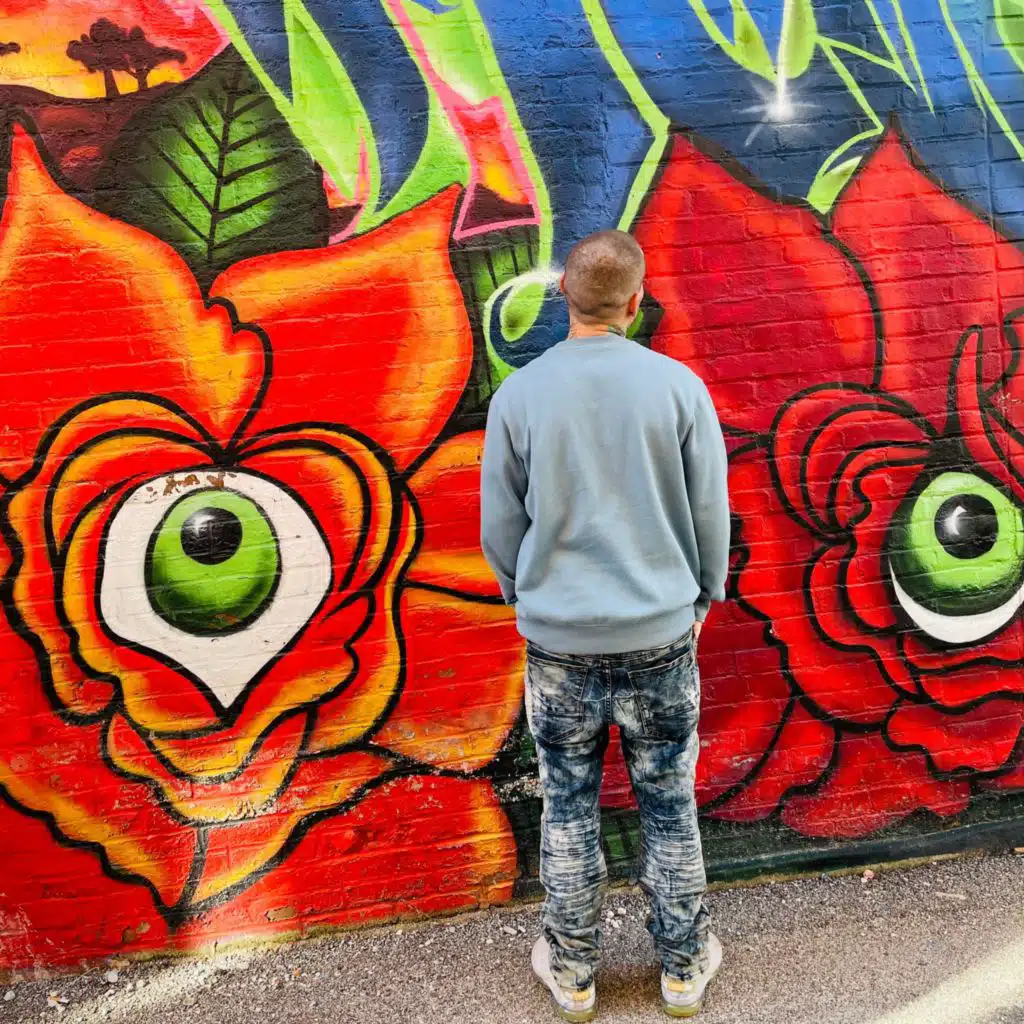 artist-header-image
