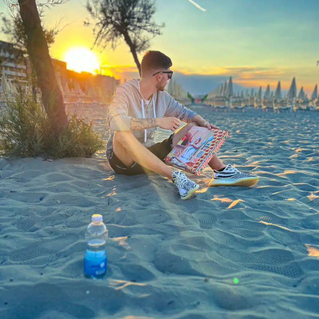header-image