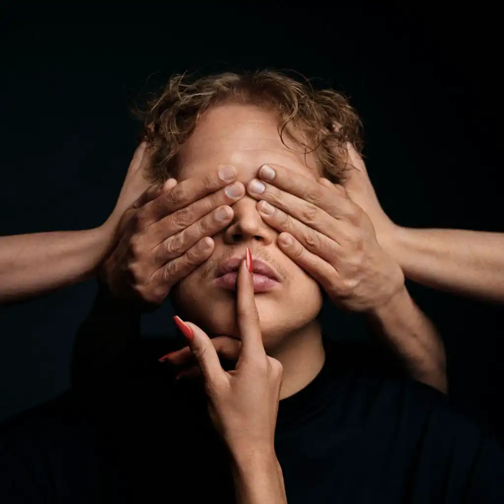 header-image