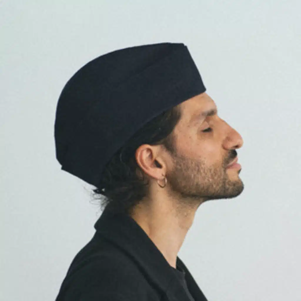 artist-header-image