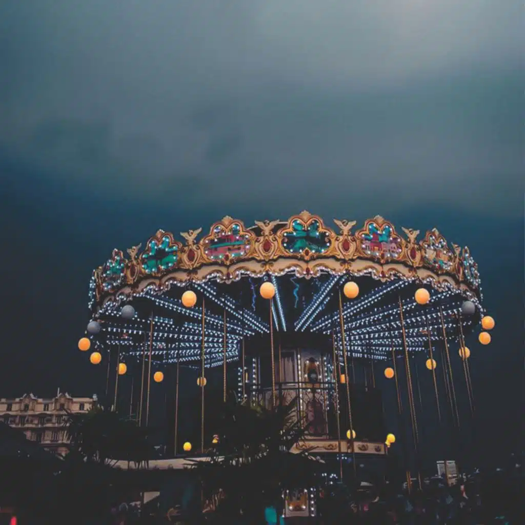 artist-header-image