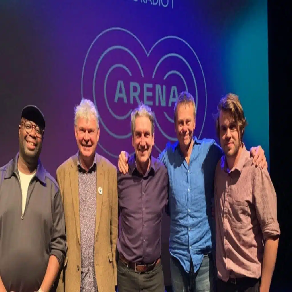 episode-header-image