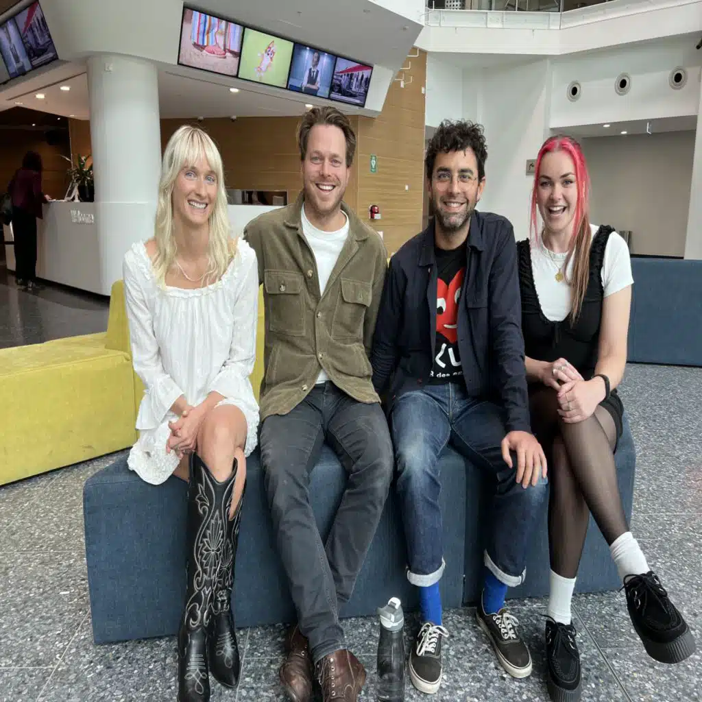 episode-header-image
