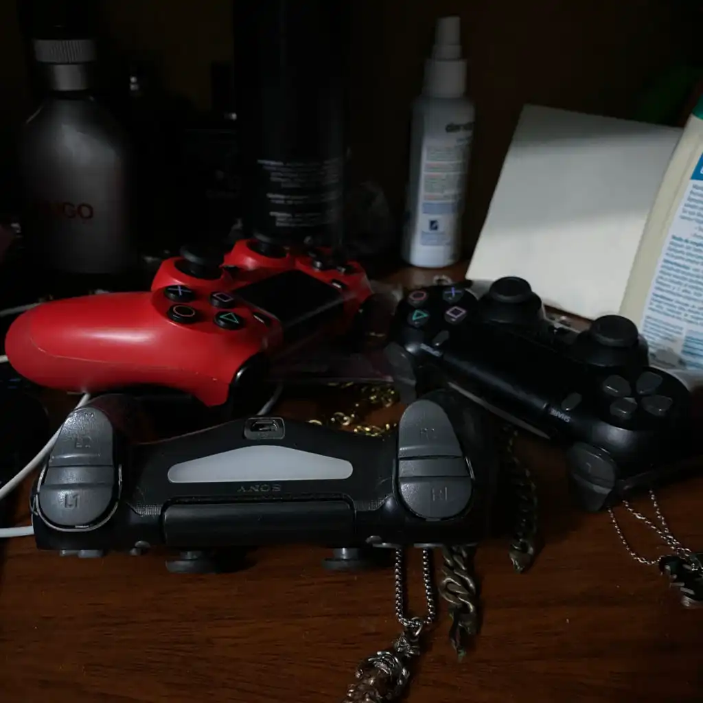 header-image