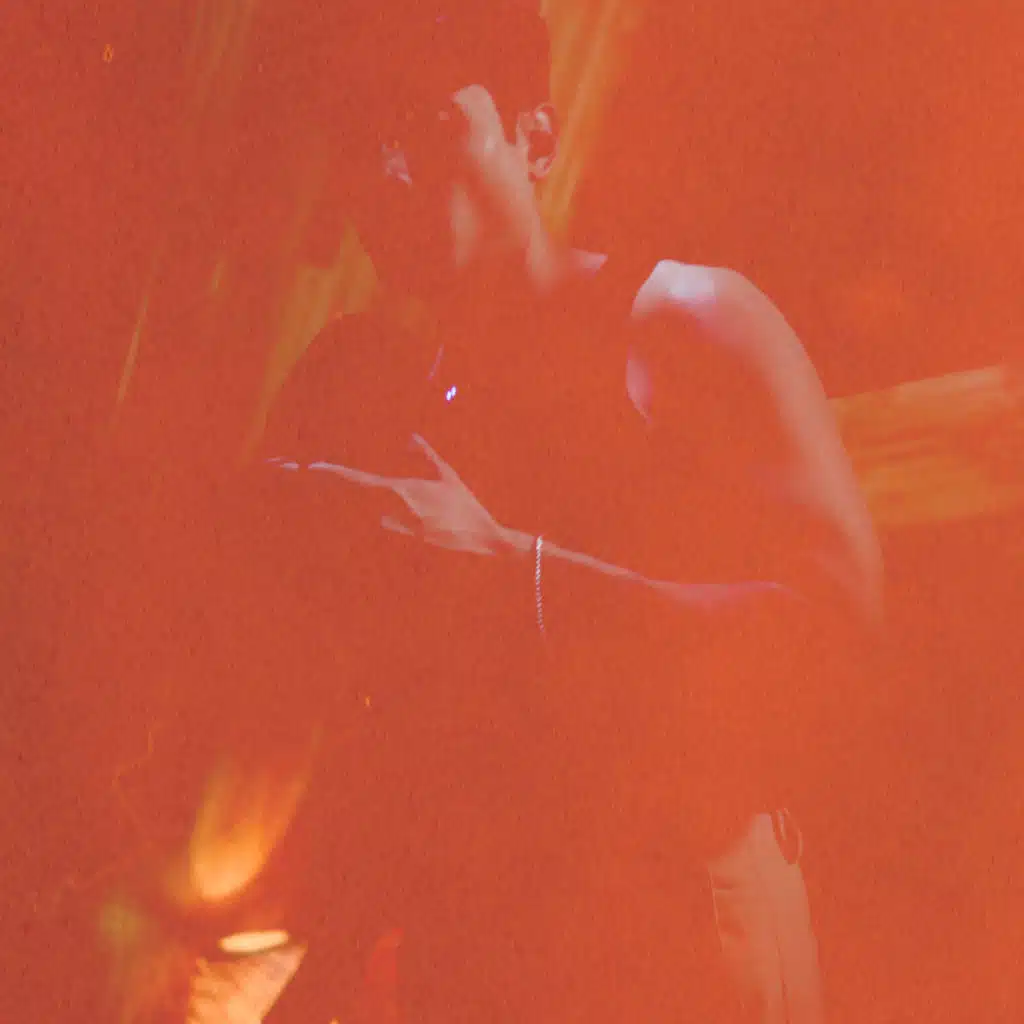 artist-header-image