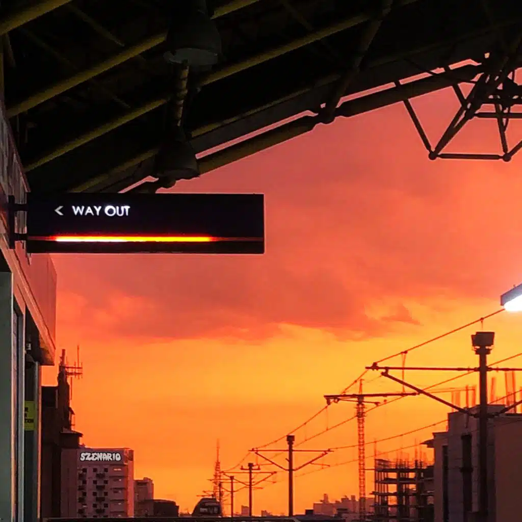 header-image