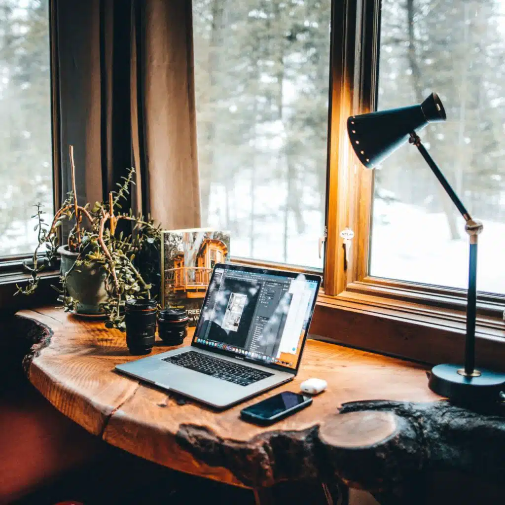header-image