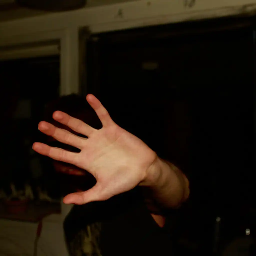 artist-header-image