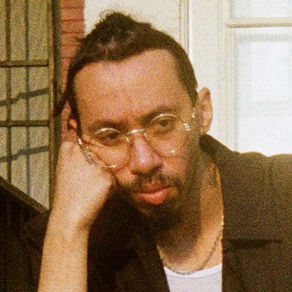artist-header-image