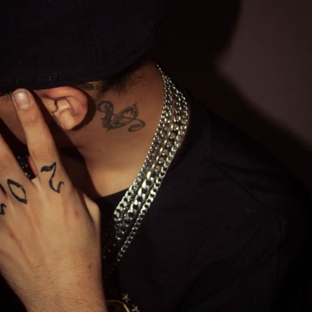 header-image