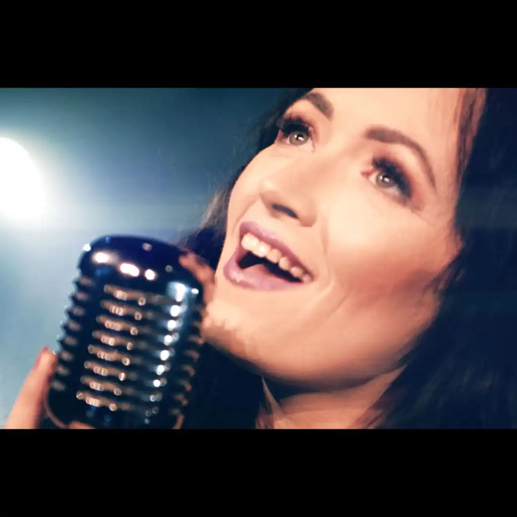 artist-header-image