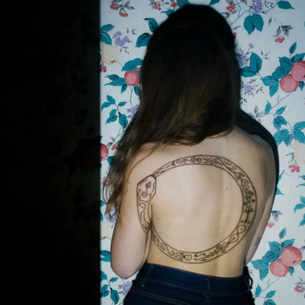 artist-header-image