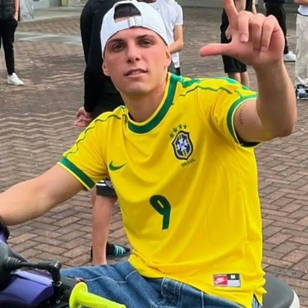 episode-header-image